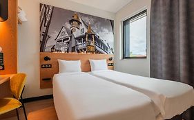 B&B Hôtel Colmar Expo